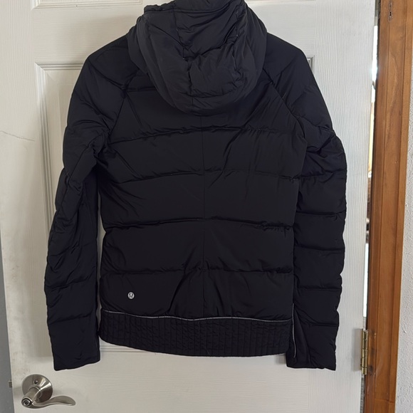 Lululemon Fluffed Up Pullover Goose Down Puffer Jacket Sz 6 - Picture 2 of 3